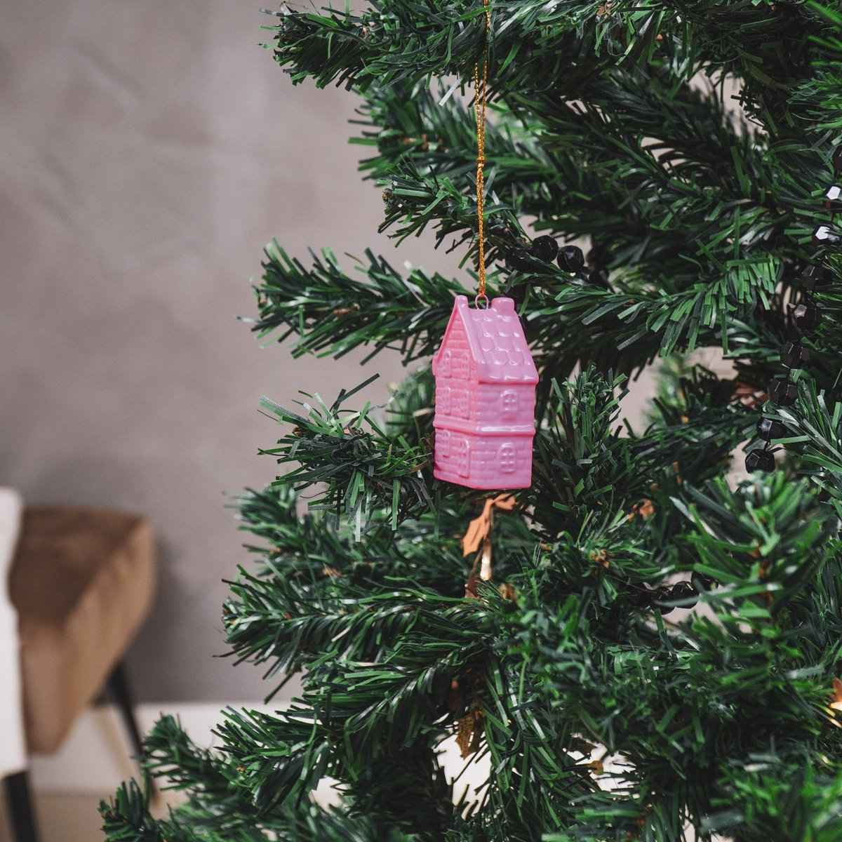 Kersthanger - Huisje - Keramiek - Neon Roze - 3,5x2x6,5cm