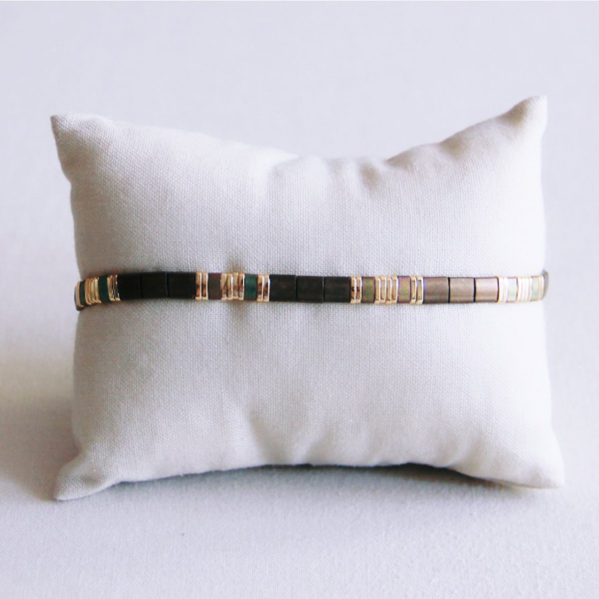 BAZOU Tilabead -armband - Mocha/Gold -vergulde