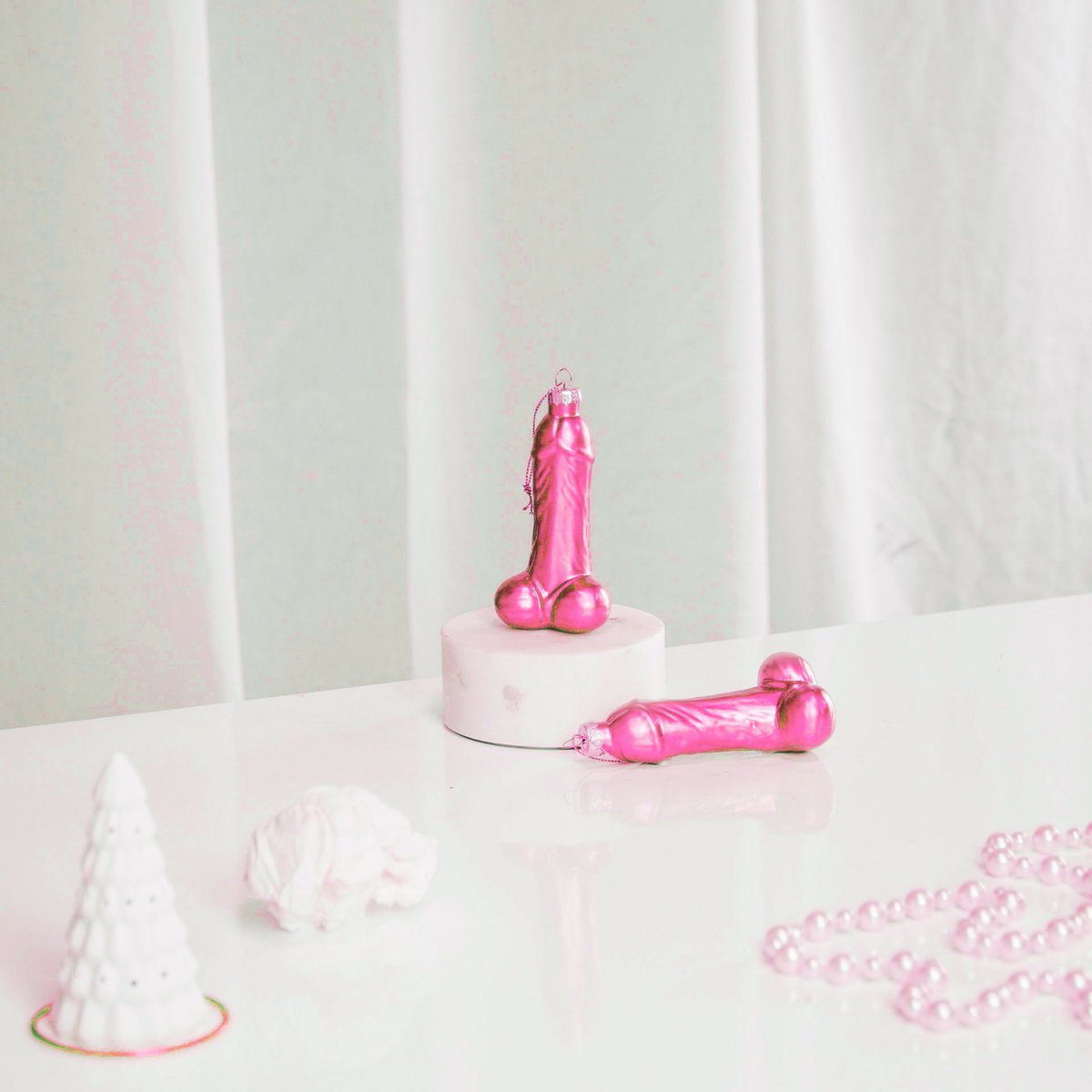 Kersthanger - Penis - Glas - Roze - 3,5x6x10,5cm