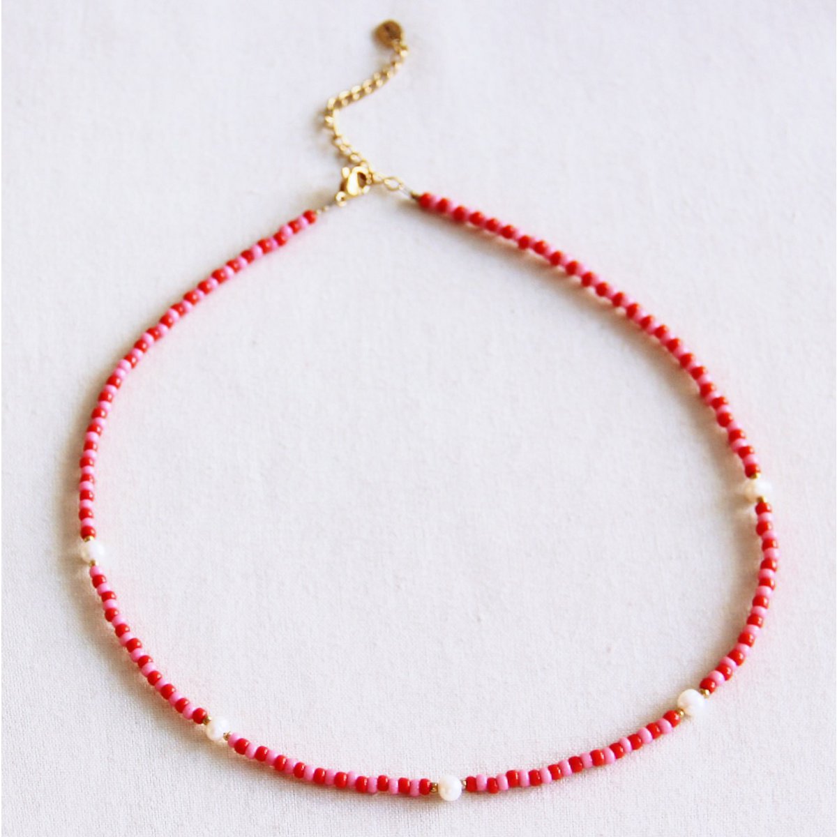 Kralen ketting met parels - rood/roze