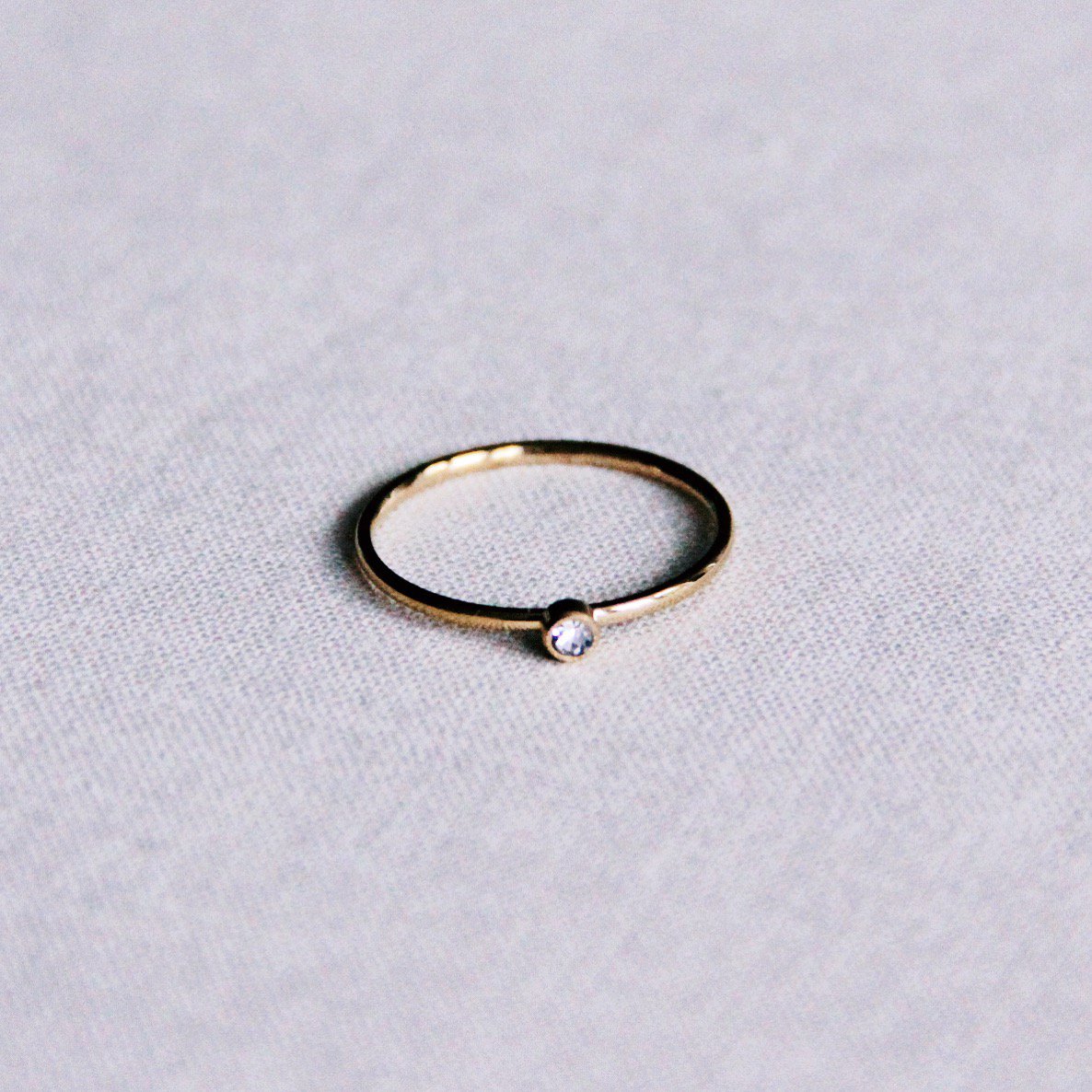 BAZOU Stalen minimalistische ring mini zirkonia – goud