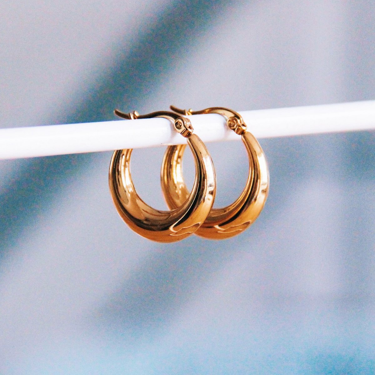 BAZOU RVS oorbellen 19mm – gold
