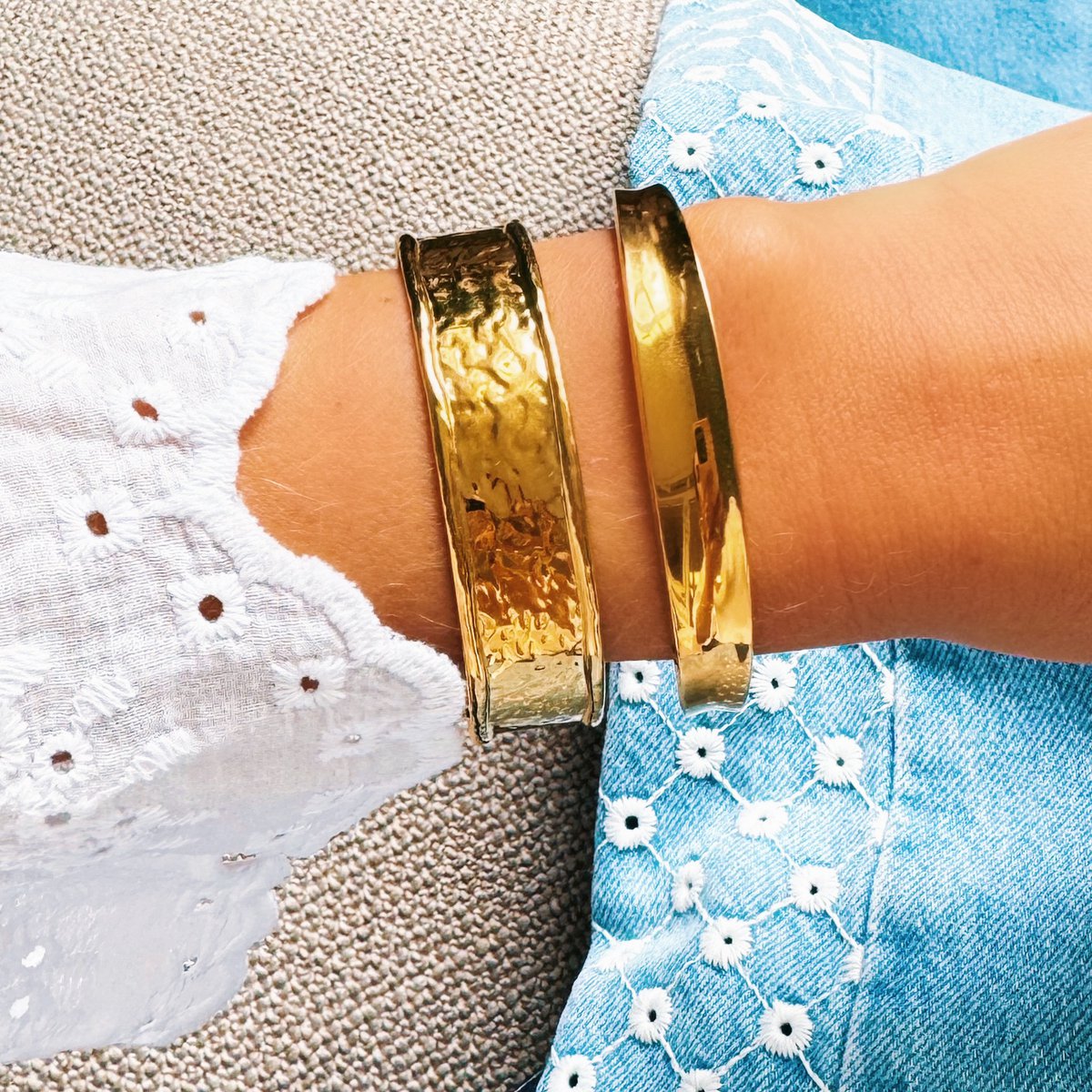 Bangle breed uitlopend - goud
