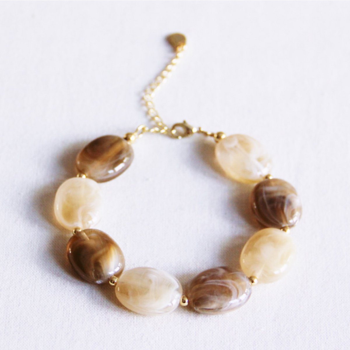 BAZOU Ovale hars kralenarmband XL - mix nude