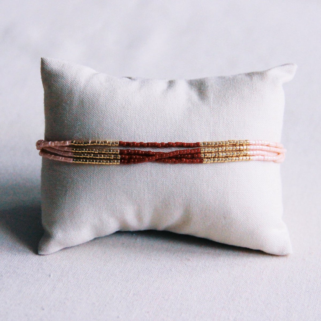 Viervoudige Miyuki -armband - Bordeaux/lnude/Goldplated