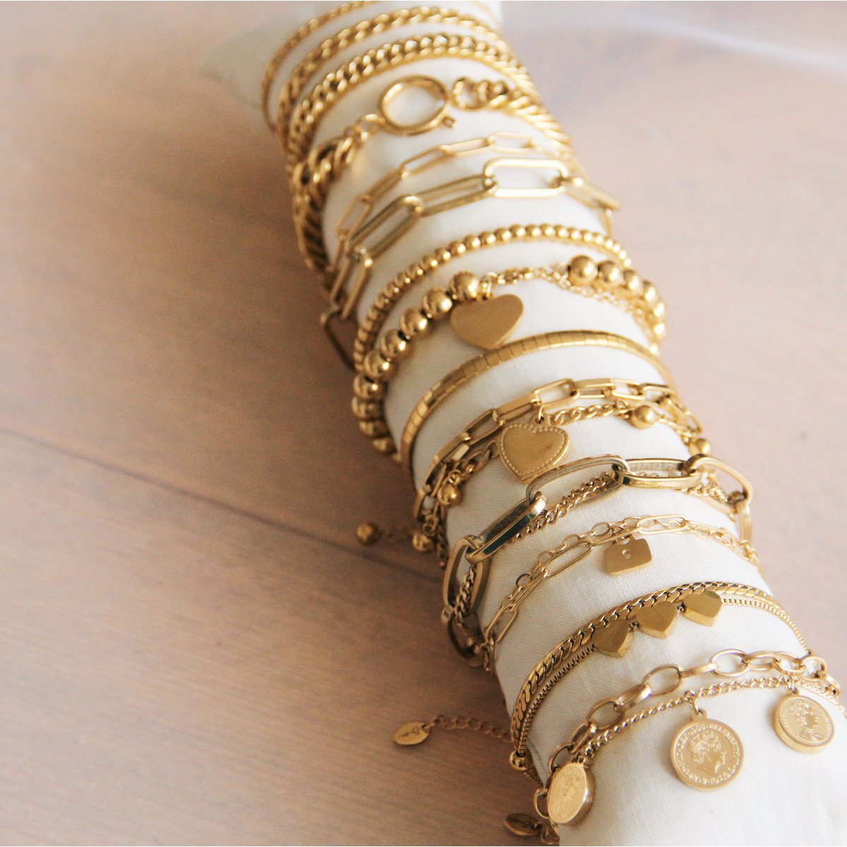 SA815 - Stalen kralenarmband - goud