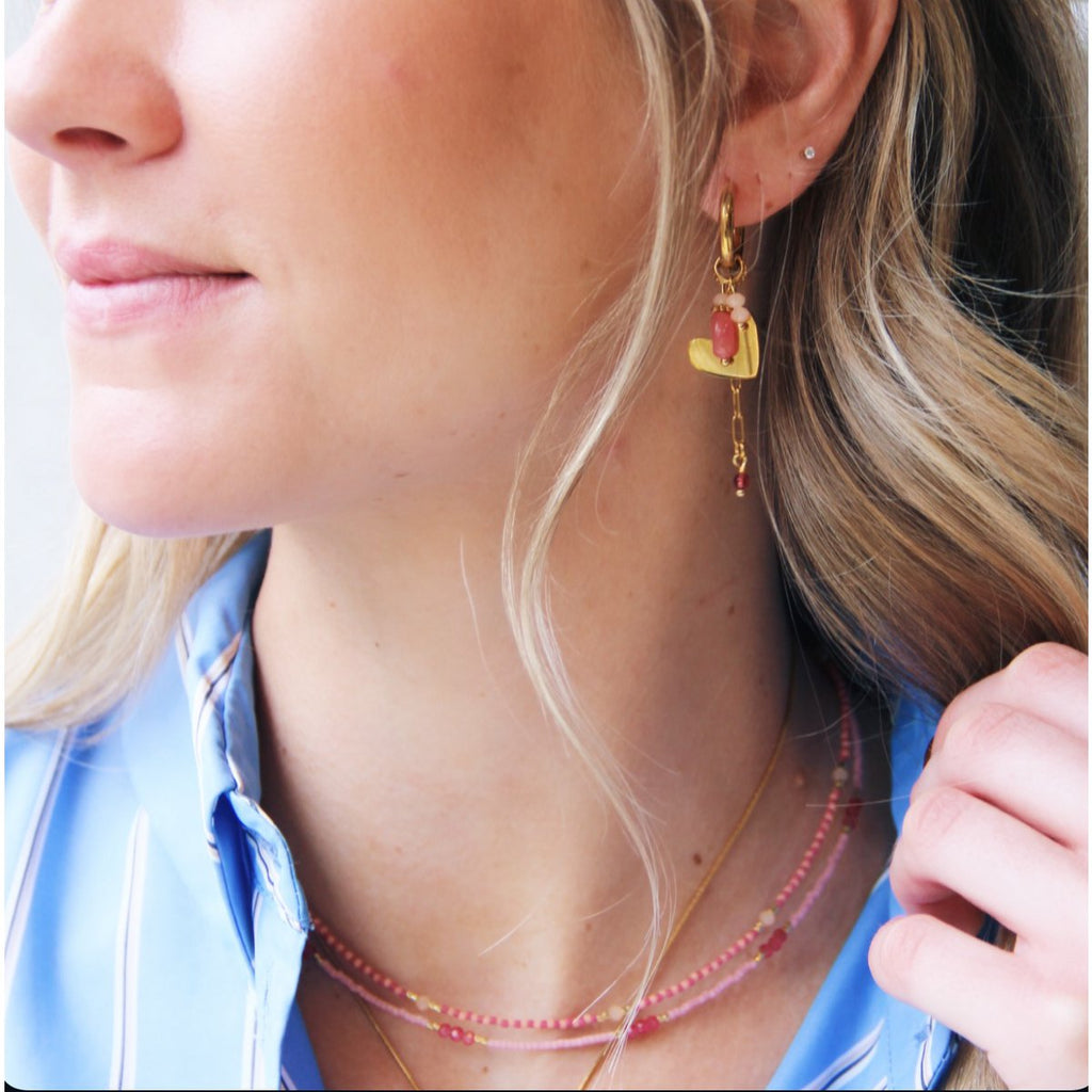BAZOU Stainless steel wide hoop earrings with heart, d-chain and facets - coral/nude
