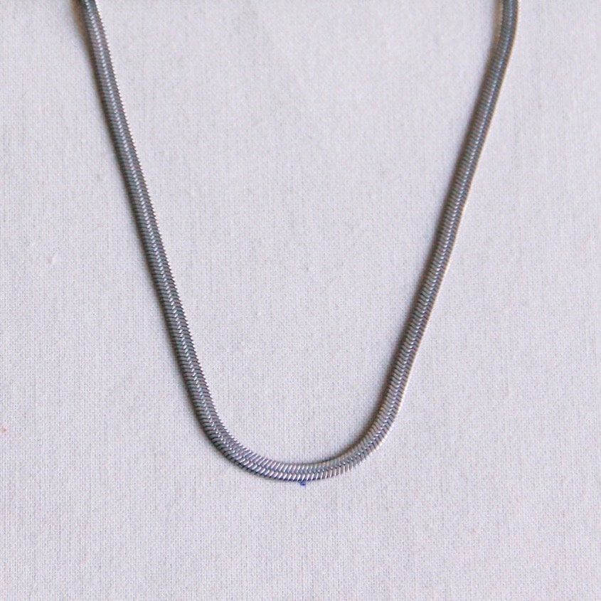 BAZOU Platte “Snake” ketting 3mm - zilverkleur