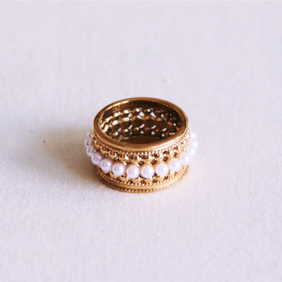 BAZOU Statement ring met mini pareltjes