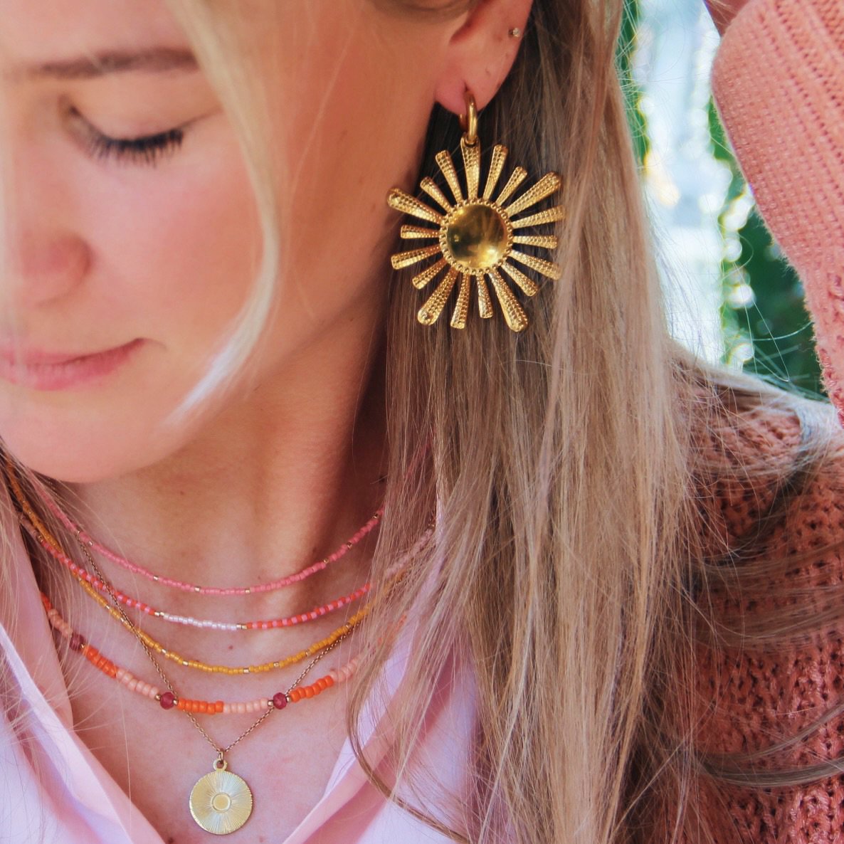 BAZOU Kralen ketting rood/roze/naakt