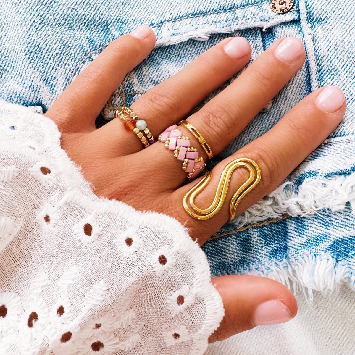 BAZOU RVS statement 'curve' XL ring - goud