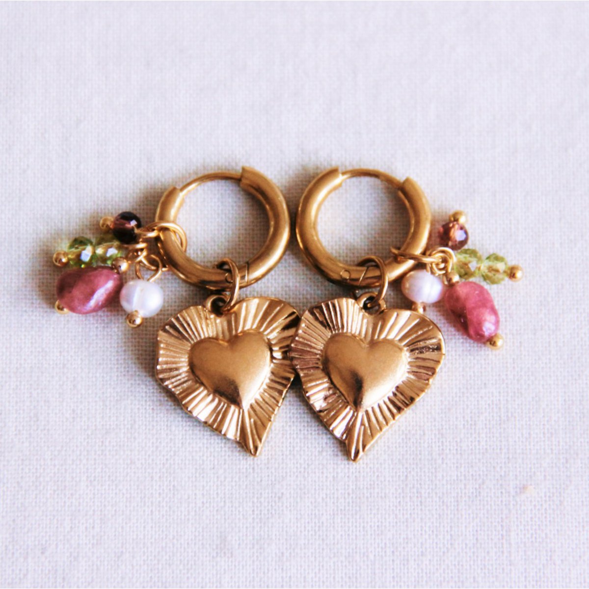 BAZOU Stainless steel hoop earrings with HEART and colored cluster