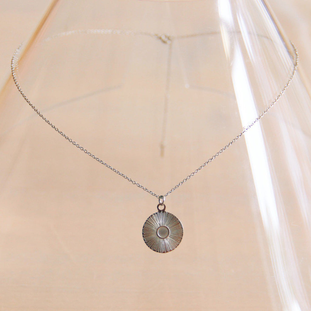 Edelstalen fijne ketting met ronde fantasiebedel - zilver