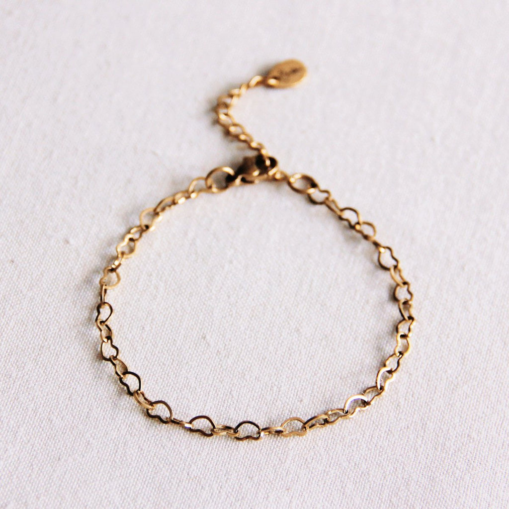 BAZOU RVS Fijne hartvormige schakelarmband