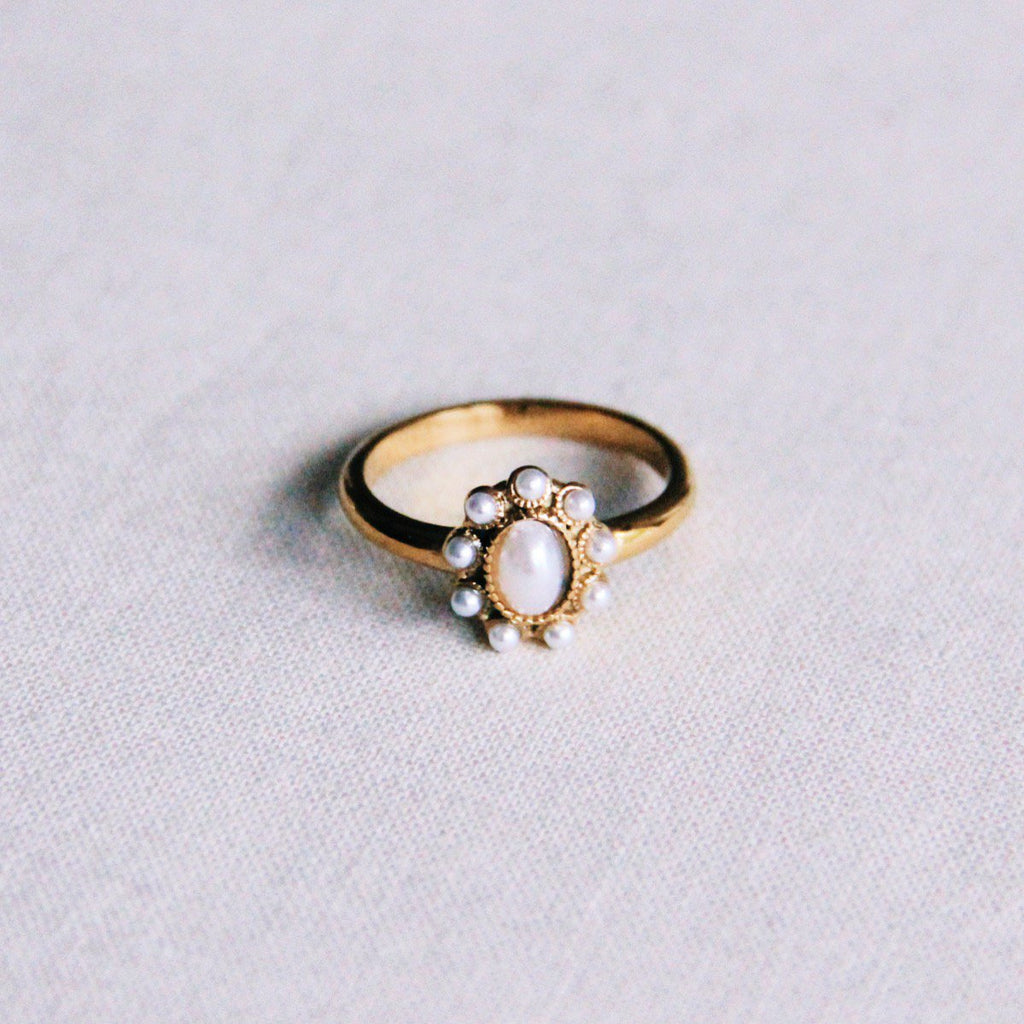 BAZOU RVS vintage ring met parelstenen - goud