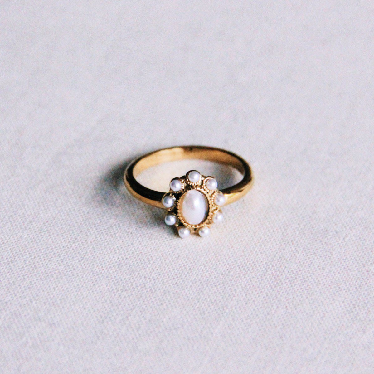 BAZOU RVS vintage ring met parelstenen - goud
