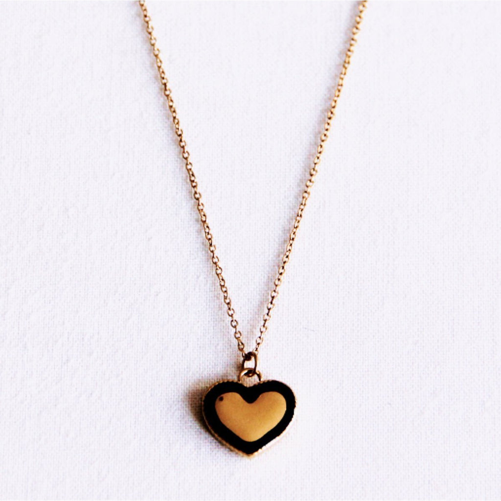 BAZOU Fijne ketting met gestippeld hartje - goud/zwart